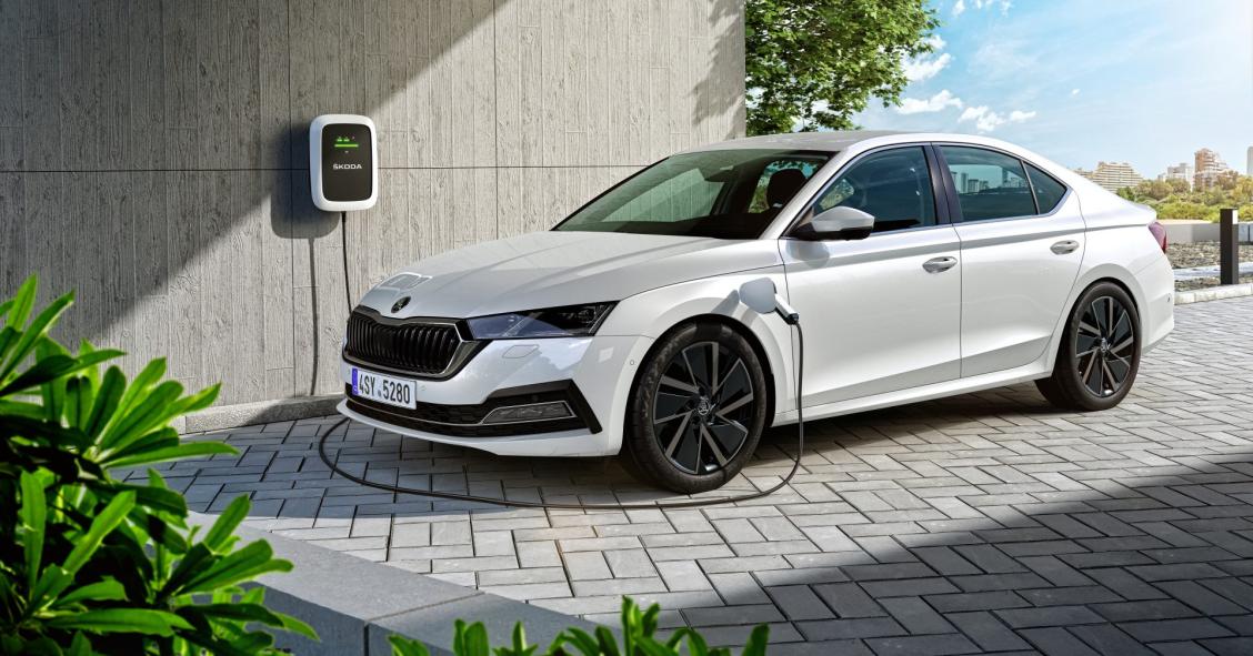Las ayudas del Plan MOVES III para instalar un punto de recarga de coches eléctricos