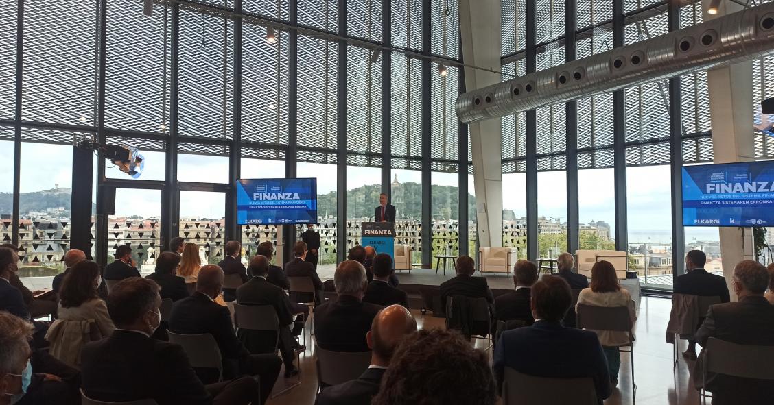 Las reclamaciones a los bancos se acercan a máximos y el BdE pide que se acaten sus resoluciones