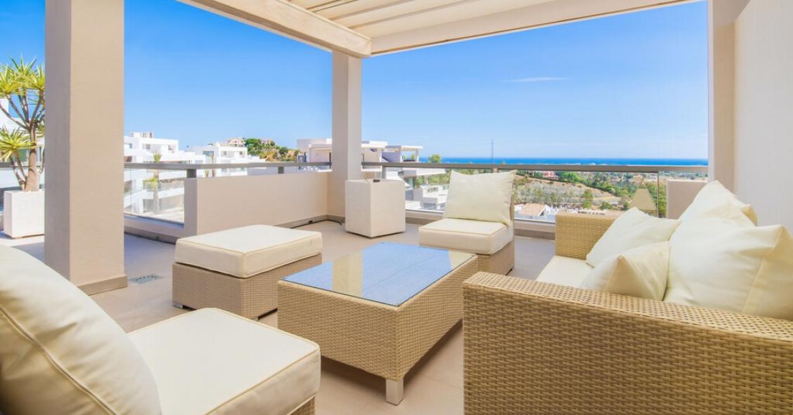 La inmobiliaria de Warren Buffett pone el foco en la Costa del Sol: tiene en venta más de 1.200 propiedades 