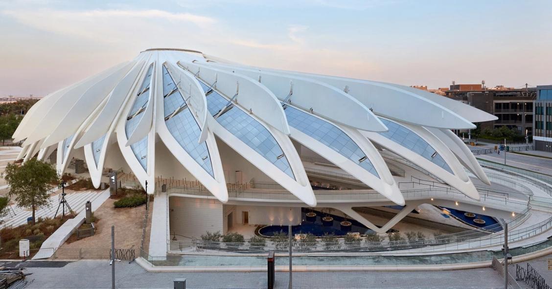 Lo último de Santiago Calatrava: dos pabellones en la recién inaugurada Expo 2020 de Dubái 