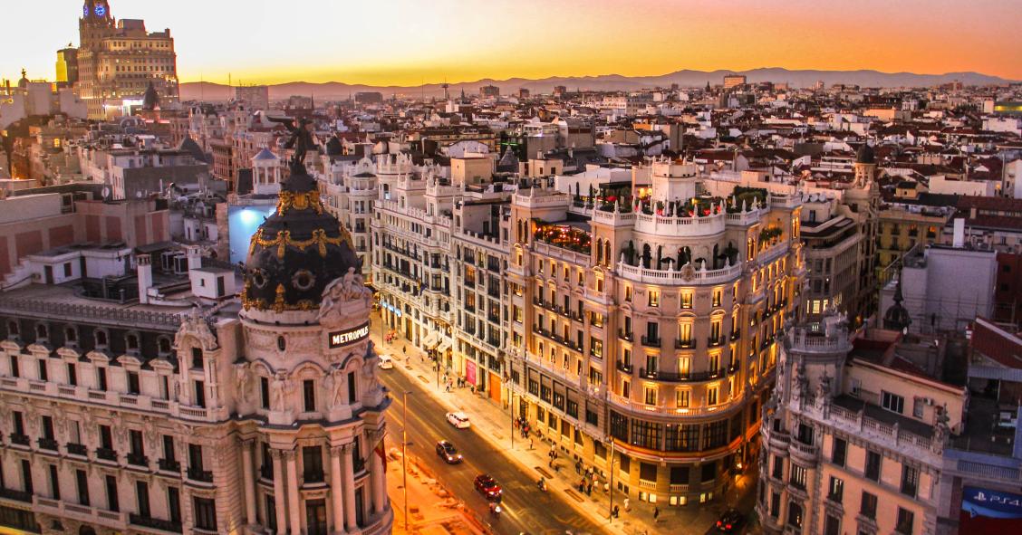 Vuelve el interés de la inversión extranjera en comprar segunda residencia en Madrid, Barcelona o Baleares