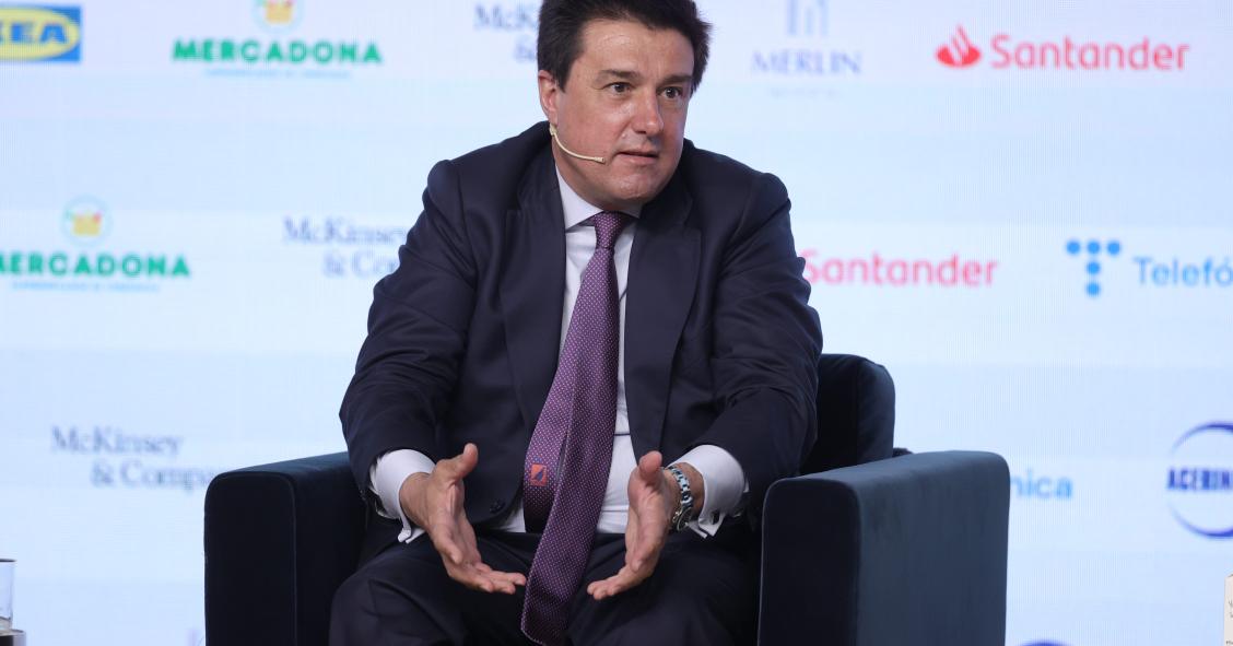 Ismael Clemente gana la batalla al Santander: se queda como CEO de Merlin