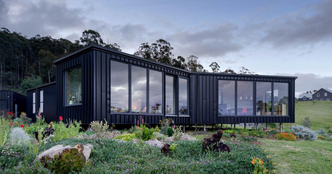 Una espectacular casa prefabricada de diseño que además es sostenible