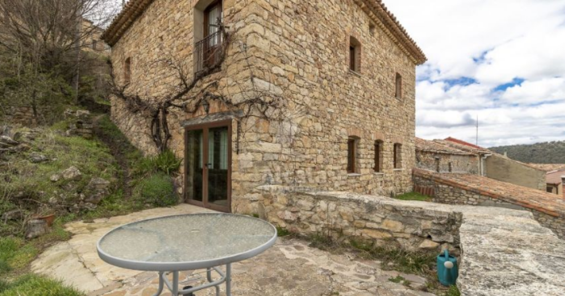 Consejos para comprar una casa en la España rural