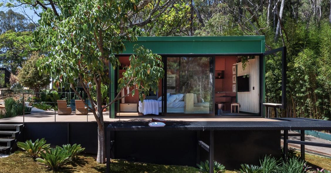 Una casa prefabricada desmontable y creada con contenedores