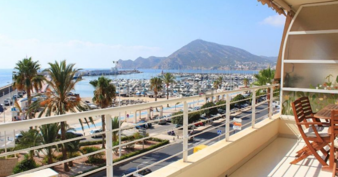 Piso con terraza en venta