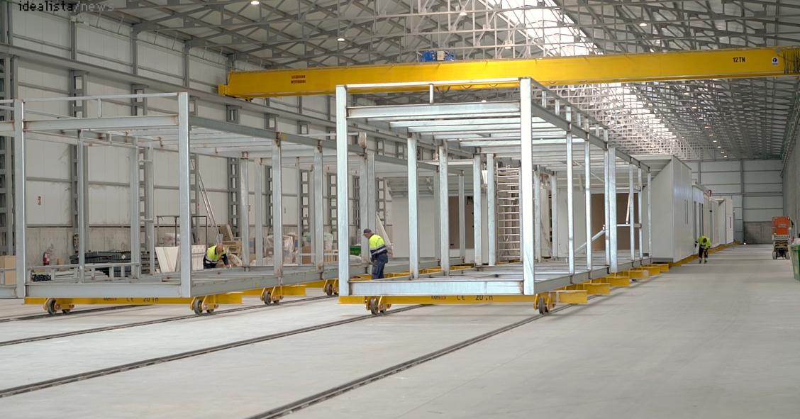 La fábrica donde se construye como un puzle, sin cascos y en la mitad de tiempo