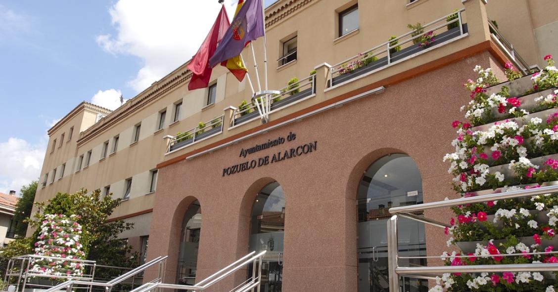 Archivo - Fachada del Ayuntamiento de Pozuelo de Alarcón.