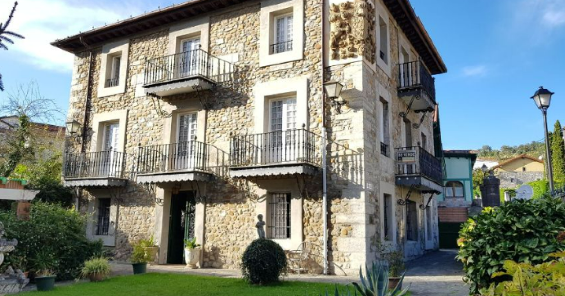 Salen a la venta fincas y casas rústicas con piscina desde 60.000 euros