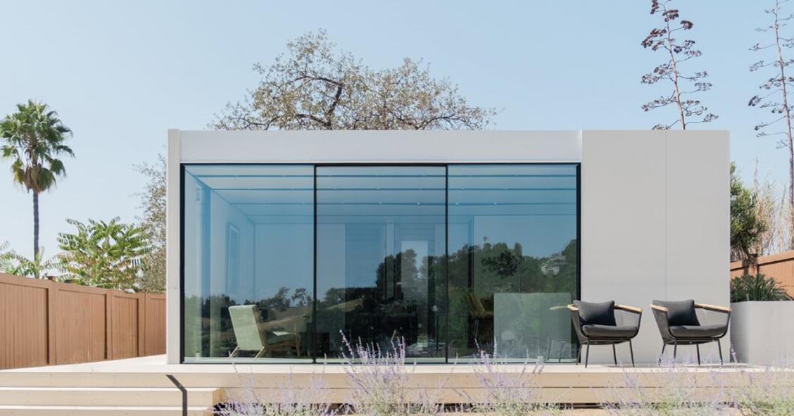 Cover, la minicasa prefabricada de diseño colonial que sirve de alojamiento turístico