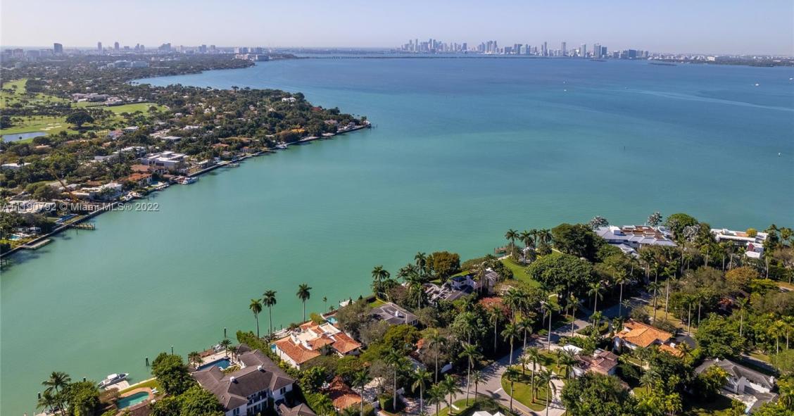 En venta un complejo de villas de lujo en Miami Beach con parque privado por más de 160 millones
