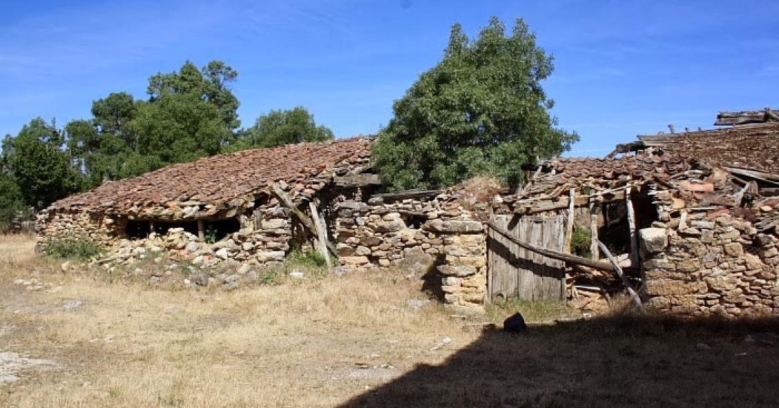 Se cierra la venta de una aldea abandonada en Segovia