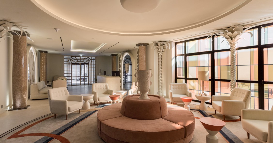 Lobby y Recepcion del Room Mate Filippo