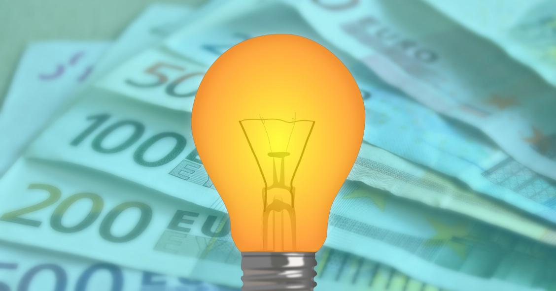 El recibo de la luz de julio, el segundo más caro de la historia, según la OCU