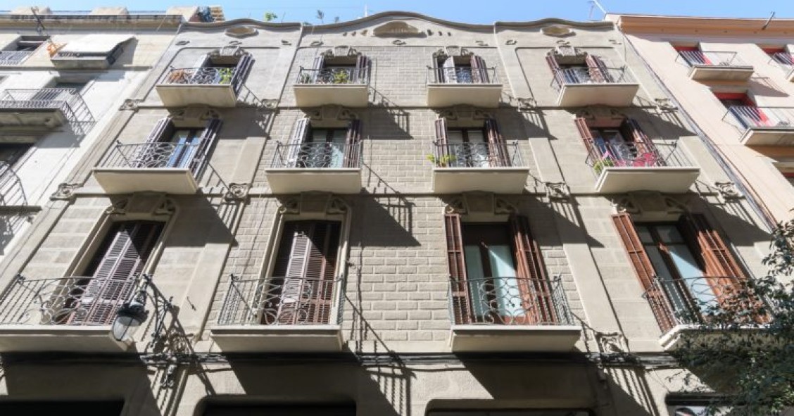 Barcelona emprende un reto urbano de regeneración de edificios con sistemas sostenibles