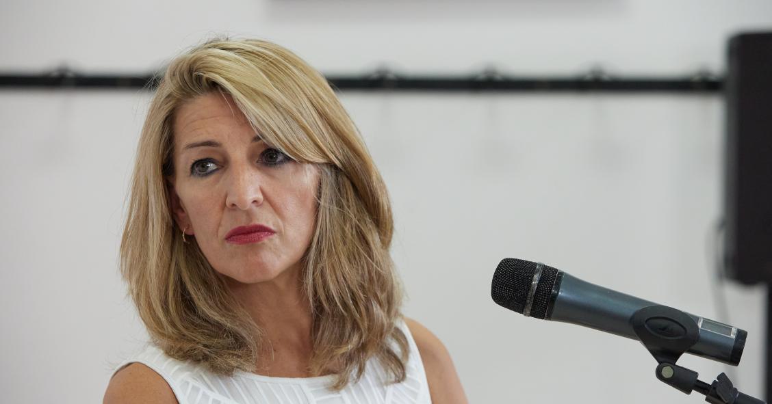 Díaz dice que subirá el salario mínimo este año por la inflación "desbocada"