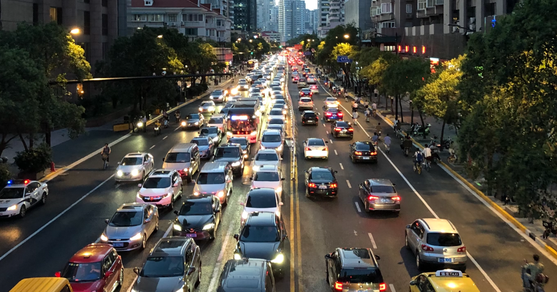 Barcelona subvencionará el aislamiento sonoro en los hogares de zonas acústicamente tensionadas