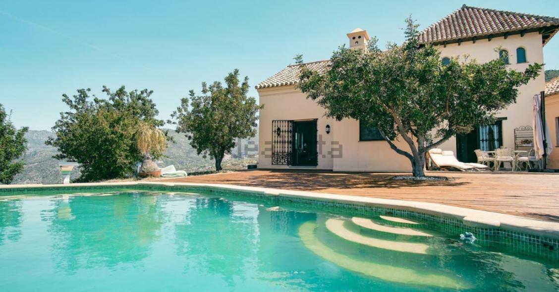 Los extranjeros compran más casas que nunca en España: los expertos desvelan qué compran
