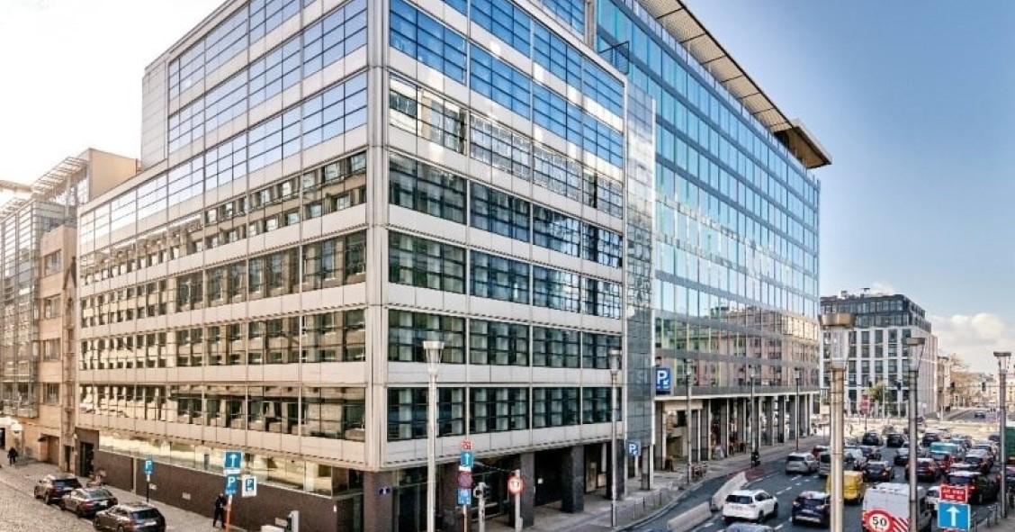 El Corte Inglés vende a Mapfre el edificio que albergó la Real Federación Española de Fútbol