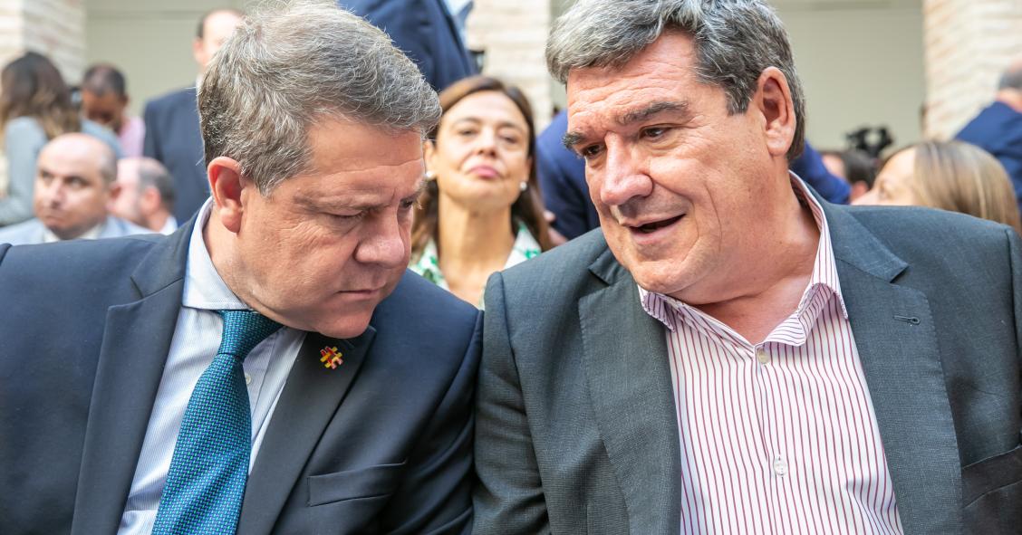 El ministro de Seguridad Social, José Luis Escrivá, y el presidente de Castilla-La Mancha, Emiliano García-Page