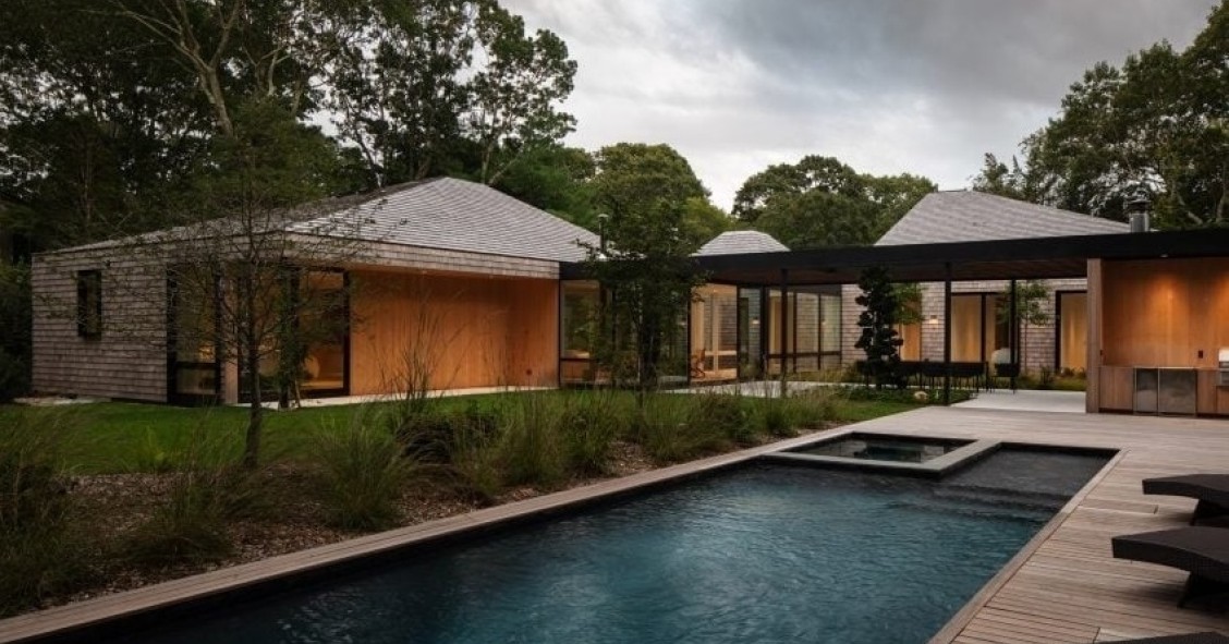 Exterior de la casa de diseño en Long Island