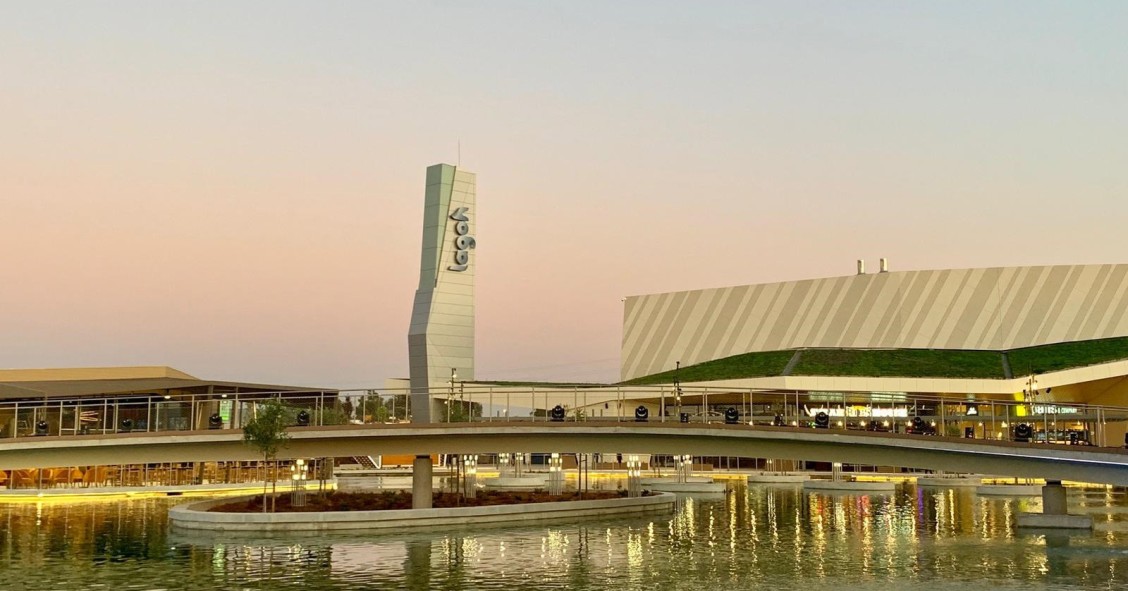 Archivo - Vista exterior del centro comercial Lagoh.