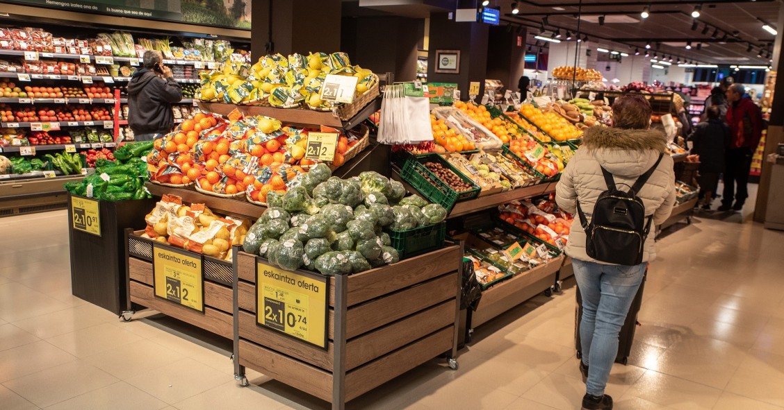 Archivo - Nuevo supermercado Eroski en Santurtzi