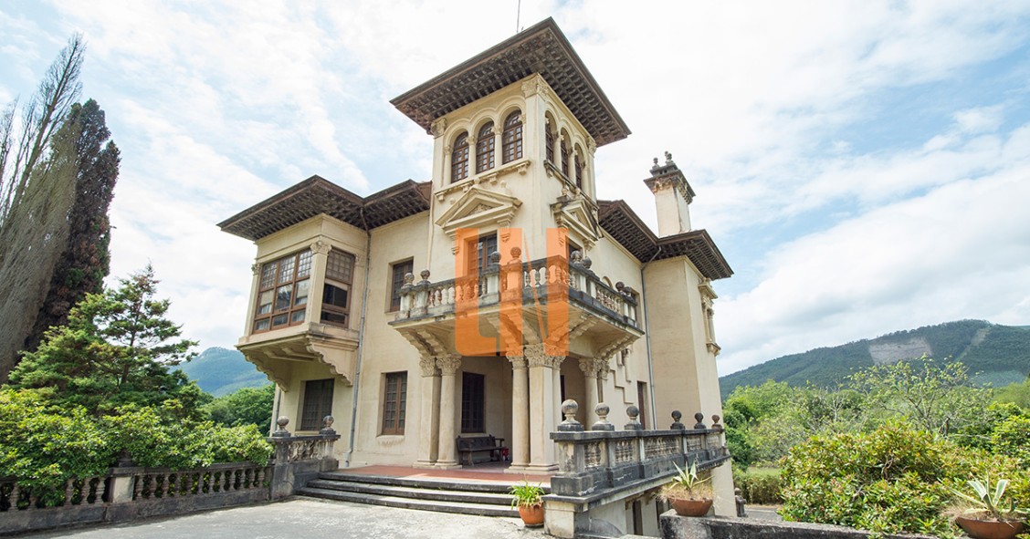 Palacete indiano en Viveiro, Lugo, por un millón de euros