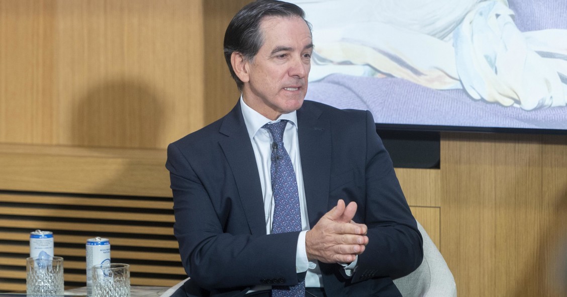 Archivo - El presidente de INVERCO, Ángel Martínez-Aldama, durante un desayuno informativo de Europa Press con ING, en Meeting Place, a 30 de noviembre de 2022, en Madrid (España). El encuentro se desarrolla bajo el título, ‘Los beneficios del ahorro priv