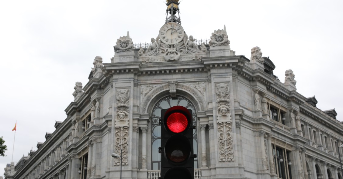 Archivo - Sede del Banco de España el día que ha publicado su informe anual, a 13 de mayo de 2021, en Madrid (España). El Banco de España destaca en su informe anual del año 2020 la "elevada desigualdad" que existe en las indemnizaciones por despido de lo