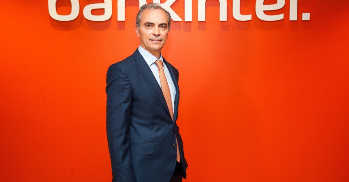 Archivo - El director financiero de Bankinter, Jacobo Díaz, en la presentación de resultados del primer trimestre de 2021.