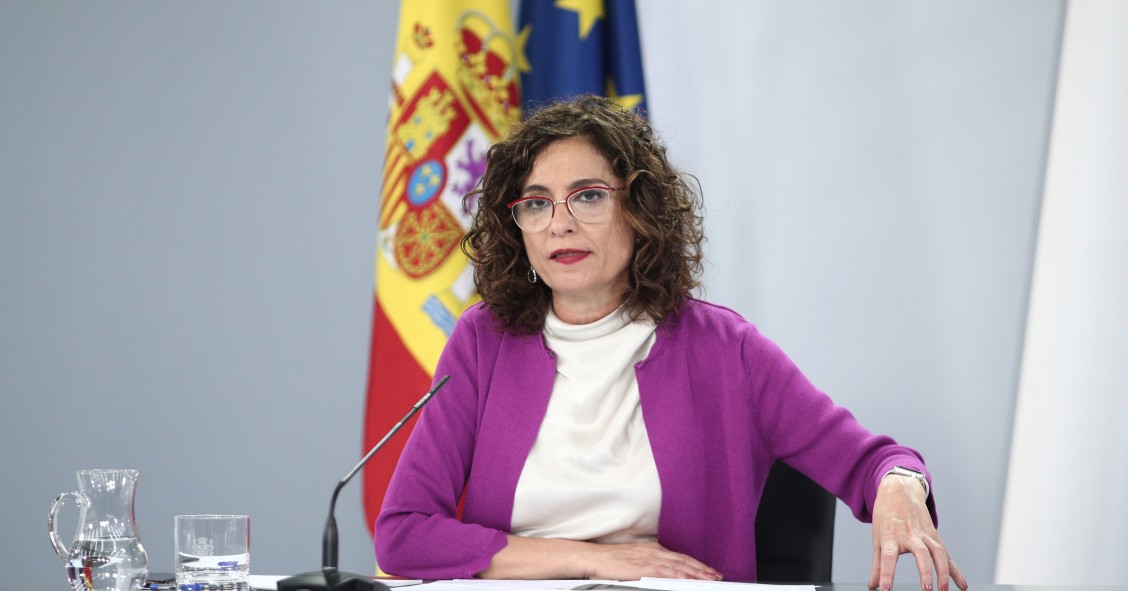 Archivo - La ministra de Hacienda y portavoz del Gobierno, María Jesús Montero, durante su intervención en la rueda de prensa posterior al primer Consejo de Ministros celebrado tras el final del estado de alarma, en Madrid (España), a 23 de junio de 2020.