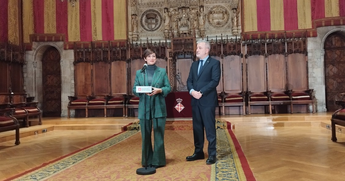 La ministra de Vivienda y Agenda Urbana, Isabel Rodríguez, se reúne con el alcalde de Barcelona, Jaume Collboni, tras participar ambos en el acto de presentación del proyecto ganador del Congreso Mundial de la Arquitectura UIA de Barcelona 2026
