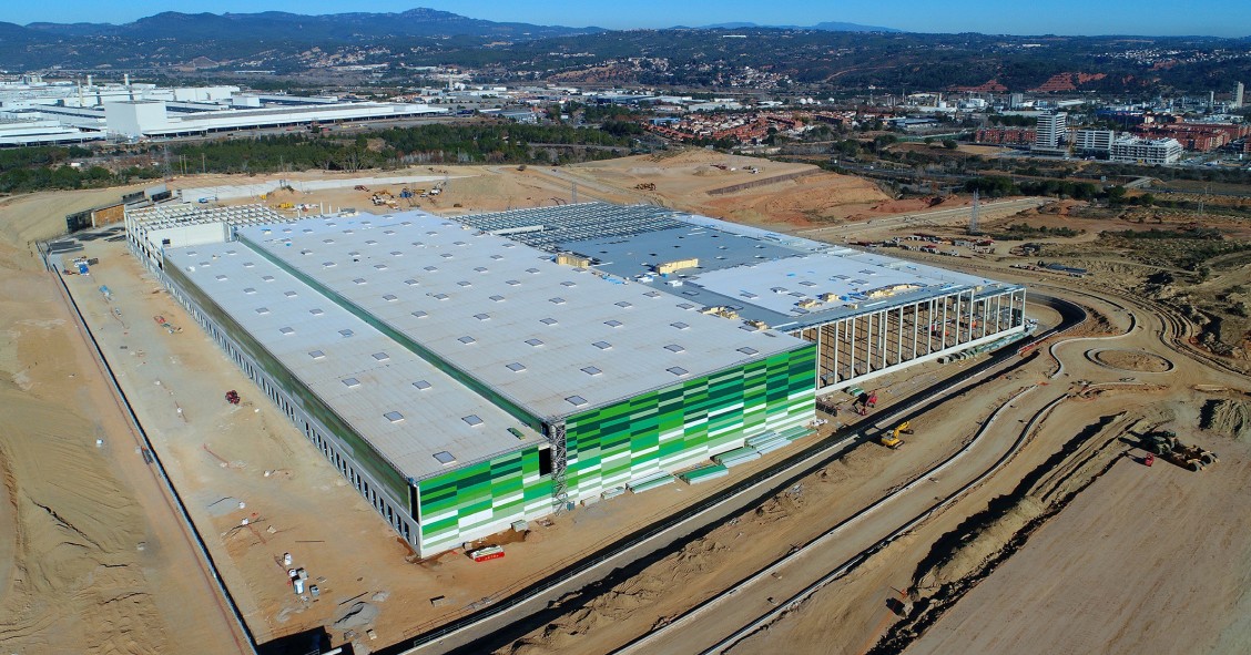 Obras del futuro almacén de Lidl en Martorell (Barcelona).