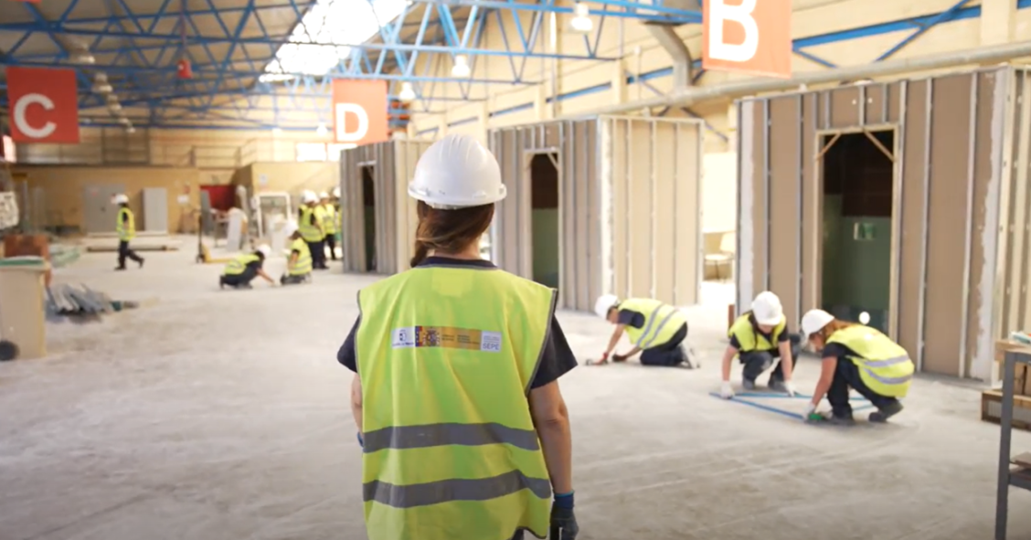 Las mujeres en la construcción ya suponen el 11,2% de la fuerza laboral en 2023