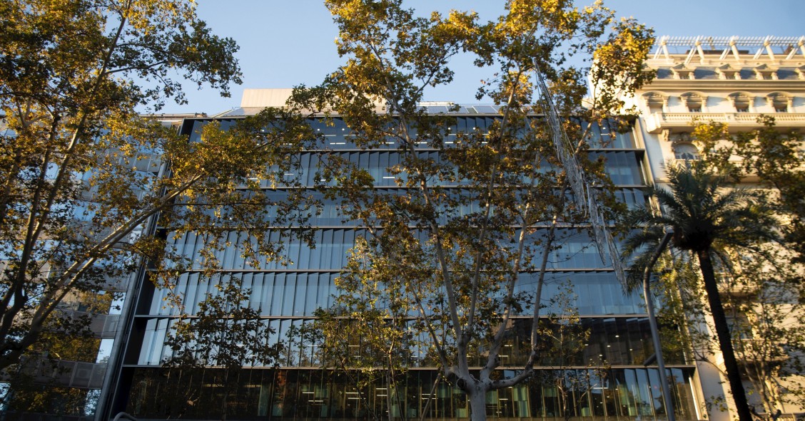 Archivo - Fachada de la sede de Colonial