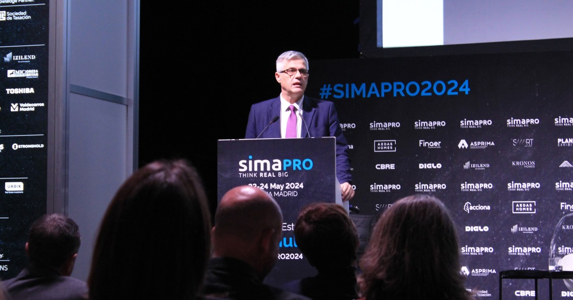 El secretario de Estado de Vivienda y Agenda Urbana, David Lucas, en la inauguración de la 25 edición de SIMA en Ifema. A 22 de mayo de 2024, en Madrid.