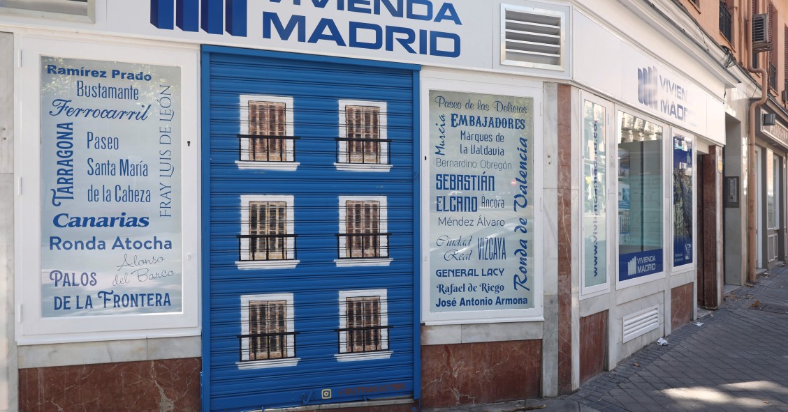 Archivo - Una agencia inmobiliaria