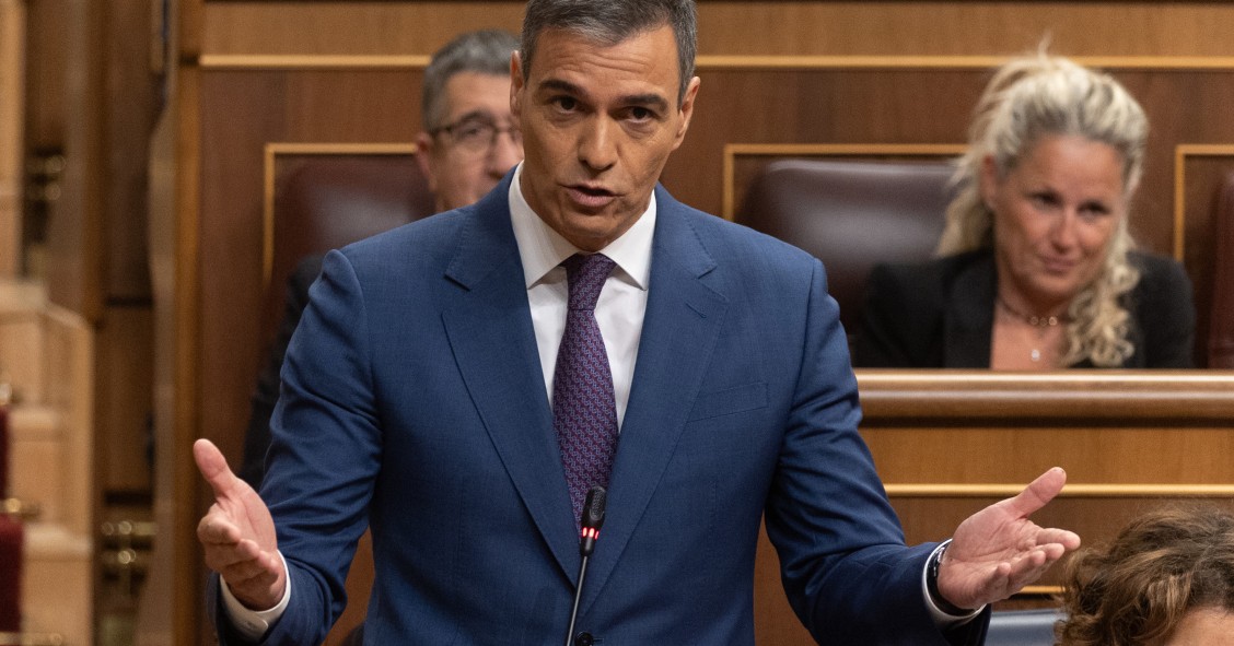 El presidente del Gobierno, Pedro Sánchez, interviene durante una sesión de control, en el Congreso de los Diputados, a 12 de junio de 2024, en Madrid (España).