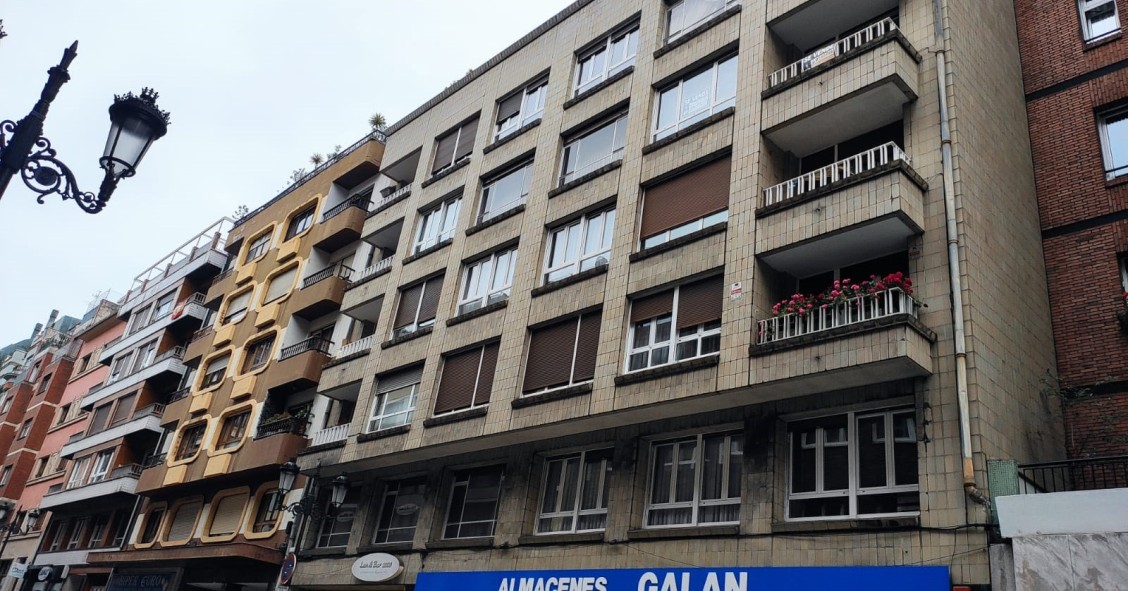 Archivo - Edificio de viviendas. 