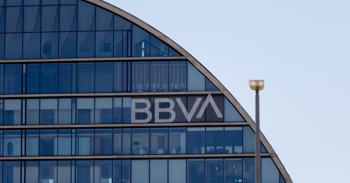 Fachada de la sede de BBVA, en Madrid.
