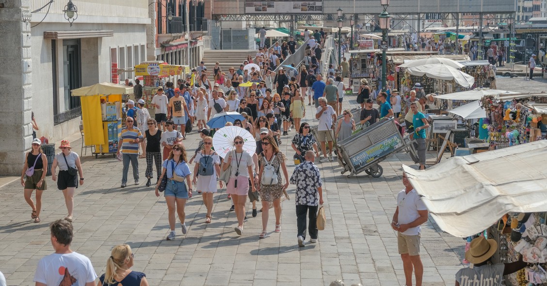 Venecia establece nuevas restricciones en el verano de 2024 para la entrada de turistas