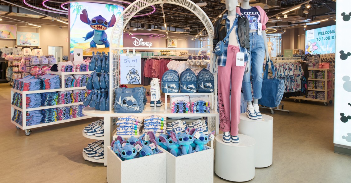 Primark abre una tienda en Orlando (EEUU) con una planta entera de colecciones inspiradas en Disney y Marvel.