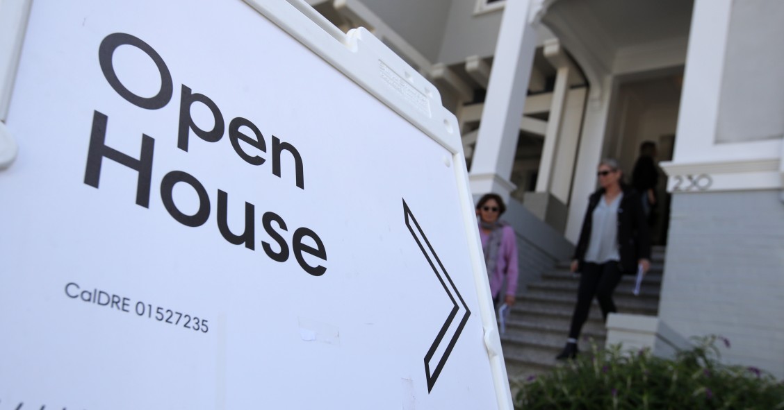 El mercado de la vivienda en EEUU se adapta a las nuevas reglas para las comisiones de los agentes