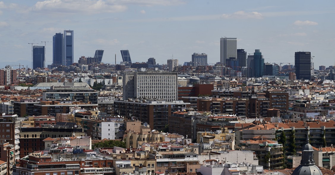 Madrid se encuentra lejos de una burbuja inmobiliaria, pero alcanza riesgo moderado 