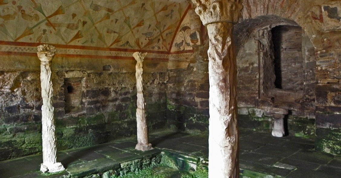 Santa Eulalia de Bóveda, el templo romano más misterioso y único en el mundo