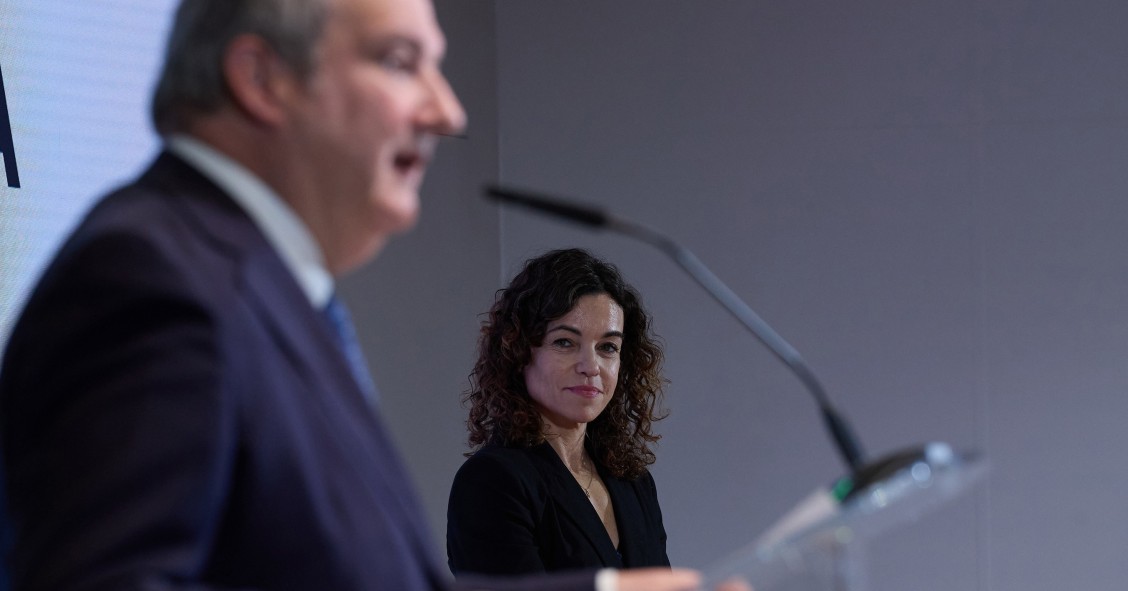 Archivo - El ministro de Industria y Turismo, Jordi Hereu, preside la toma de posesión de la nueva Secretaria de Estado de Turismo, Rosario Sánchez Grau, en la sede del ministerio, a 6 de mayo de 2024, en Madrid (España). 