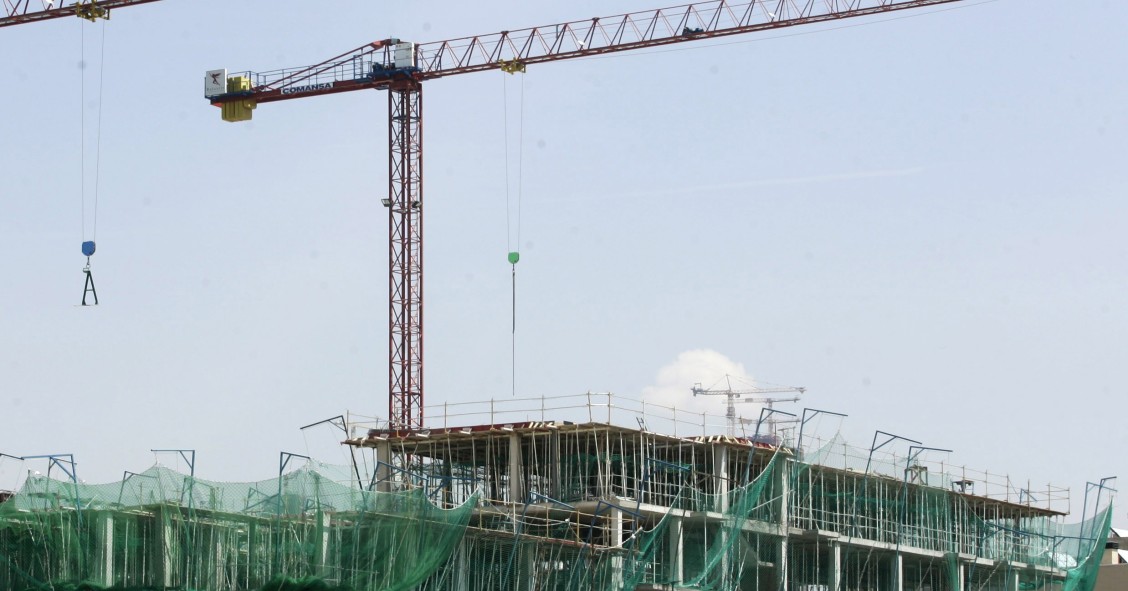 Archivo - Edificios en construcción