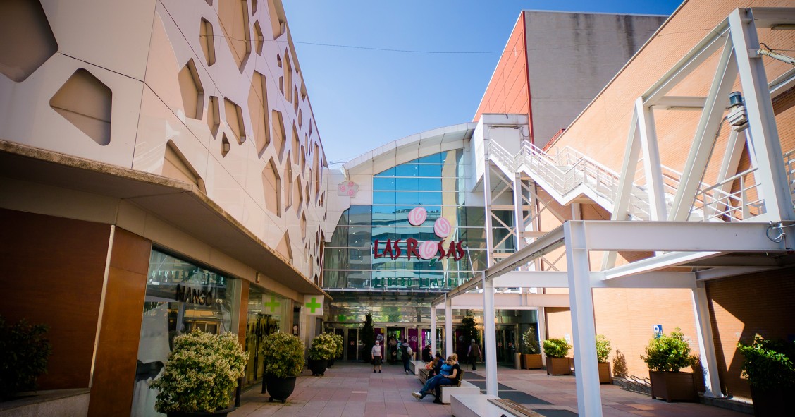 La socimi de la francesa Arkea adquiere el centro comercial Las Rosas en Madrid por unos 50 millones de euros