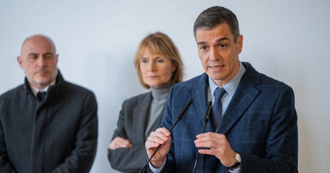 El presidente Pedro Sánchez en una promoción de viviendas en Sant Boi de Llobregat (Barcelona)